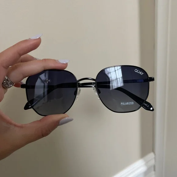 Quay Australia | Accessories | Sold Xx Quay Big Time  display picture 3